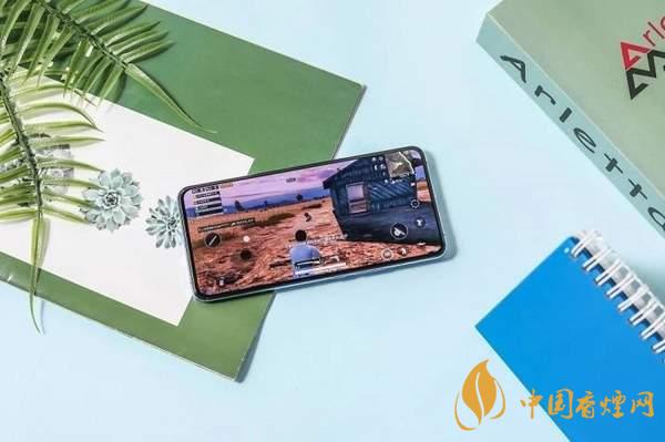 iqoo5值得入手嗎？旗艦“水桶機”入手到底虧不虧！